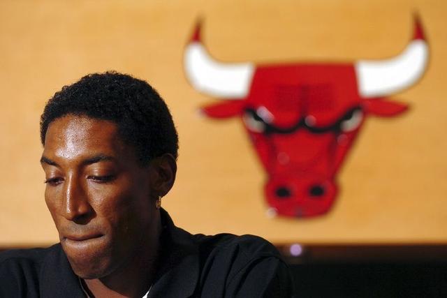 布里奇斯41分文班空砍42+18 尼克斯险胜马刺